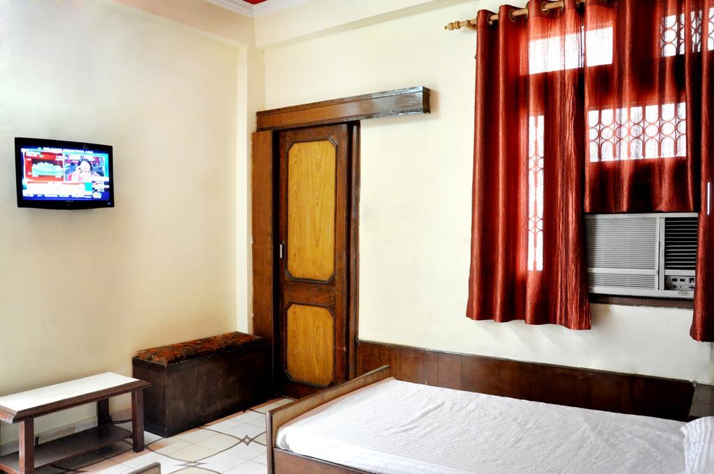 Hotel Le Ville - Unit Of Hotel Anuradha Palace Haridwar Bilik gambar