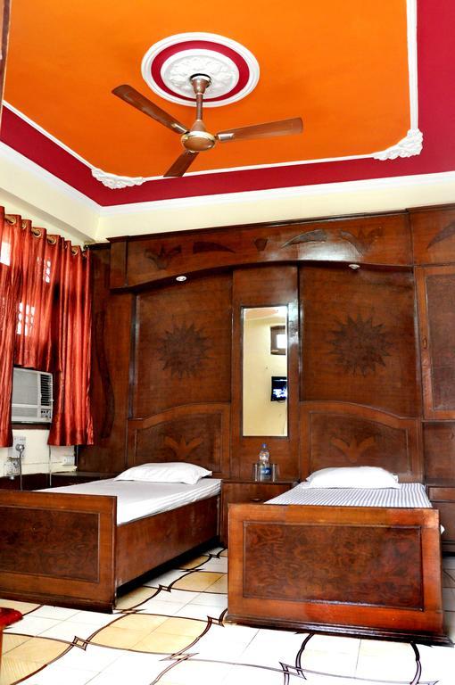 Hotel Le Ville - Unit Of Hotel Anuradha Palace Haridwar Bilik gambar